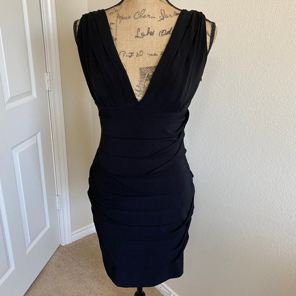 Dress - Picture 1 of 6